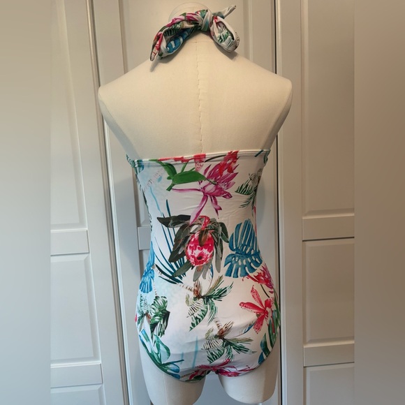 Tropical Cross-Halter One-Piece Swimsuit in Sizes S, M, XL - Picture 6 of 6